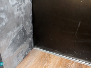 Elevator door renovation