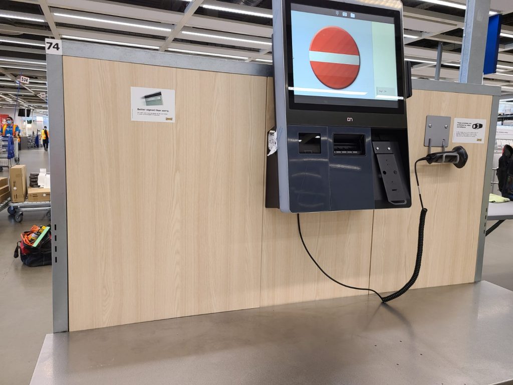 W389 on the surface of self checkout desk at ikae